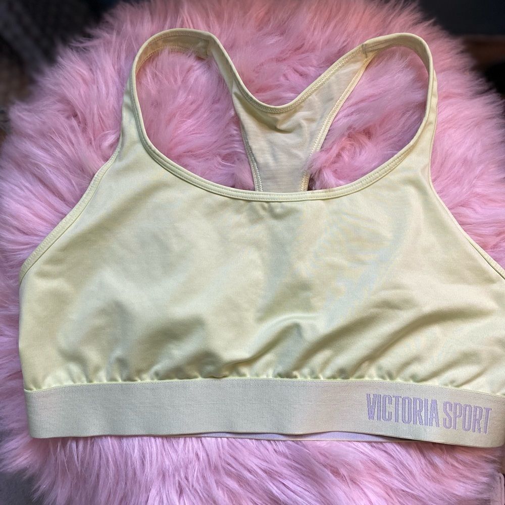 Victoria Secret Sports Bra